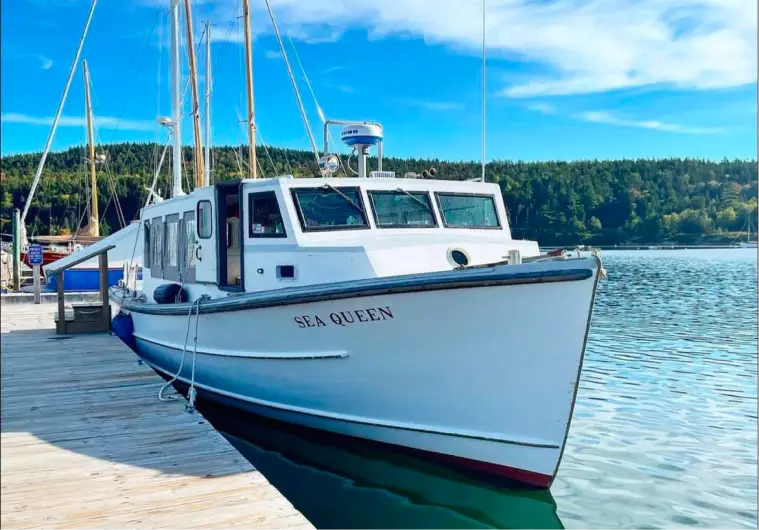 Sea Queen boat